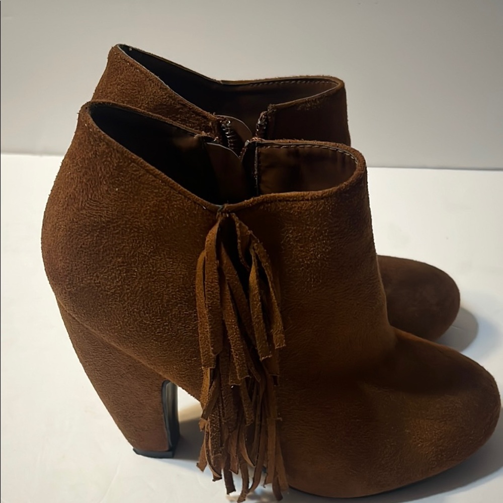 A.X.N.Y. American Exchange Tan Suede Fringe Booties